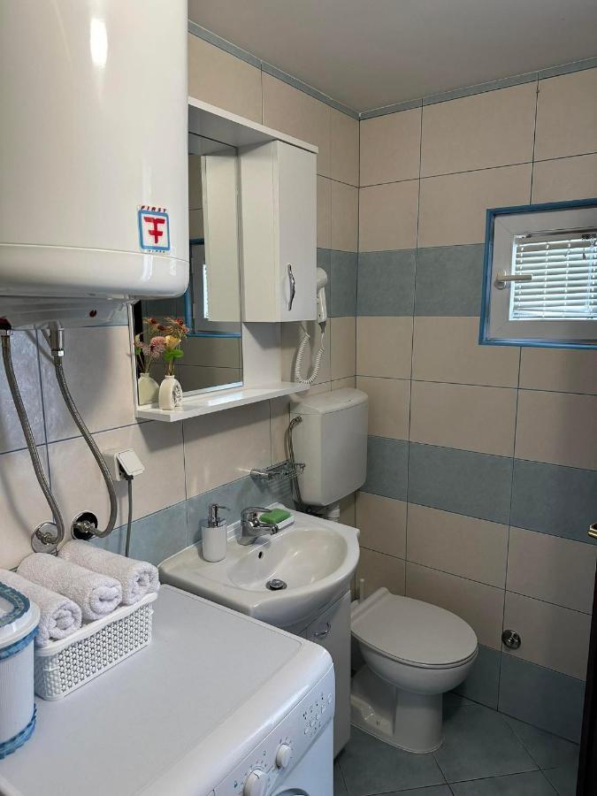 Apartmani Emily & Jully Nikšić Eksteriør bilde