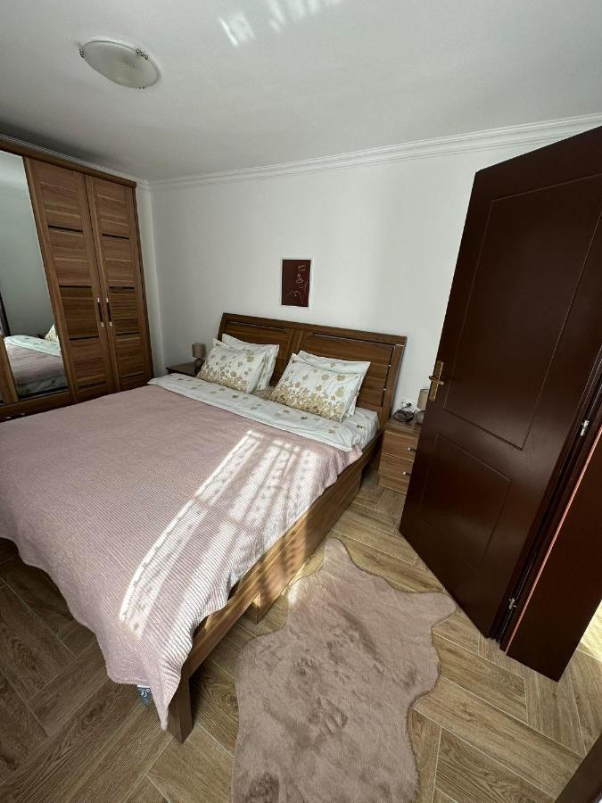 Apartmani Emily & Jully Nikšić Eksteriør bilde