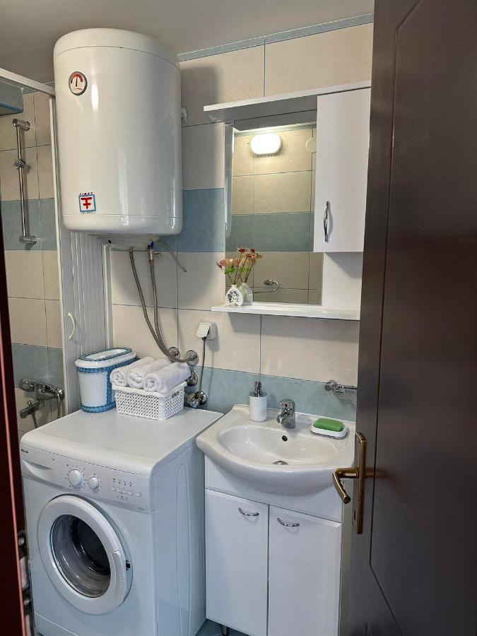 Apartmani Emily & Jully Nikšić Eksteriør bilde