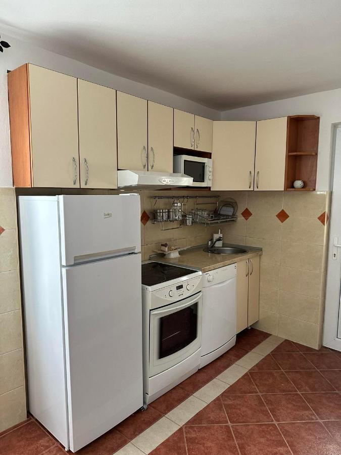 Apartmani Emily & Jully Nikšić Eksteriør bilde