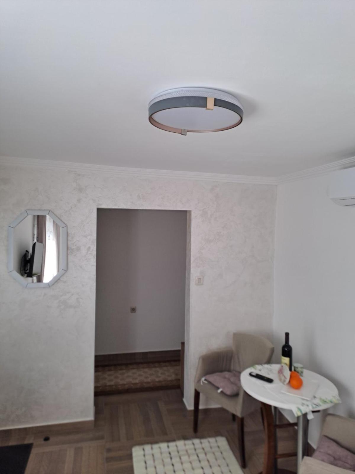 Apartmani Emily & Jully Nikšić Eksteriør bilde