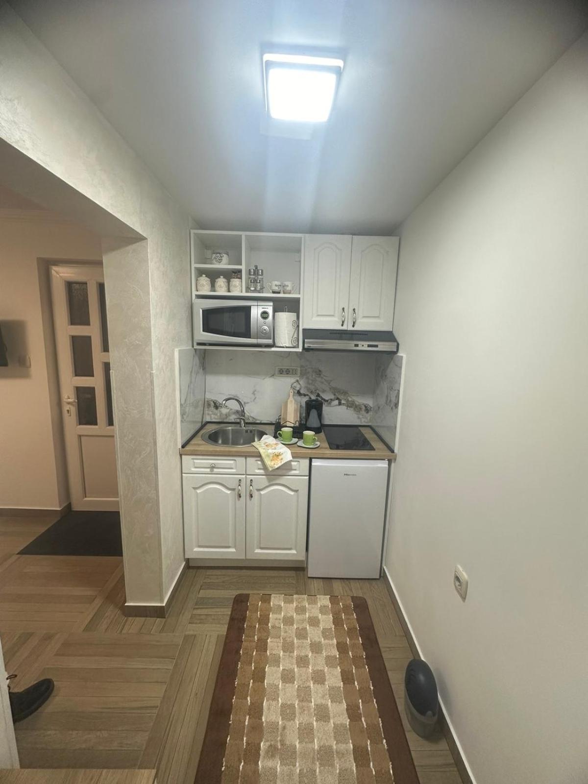 Apartmani Emily & Jully Nikšić Eksteriør bilde