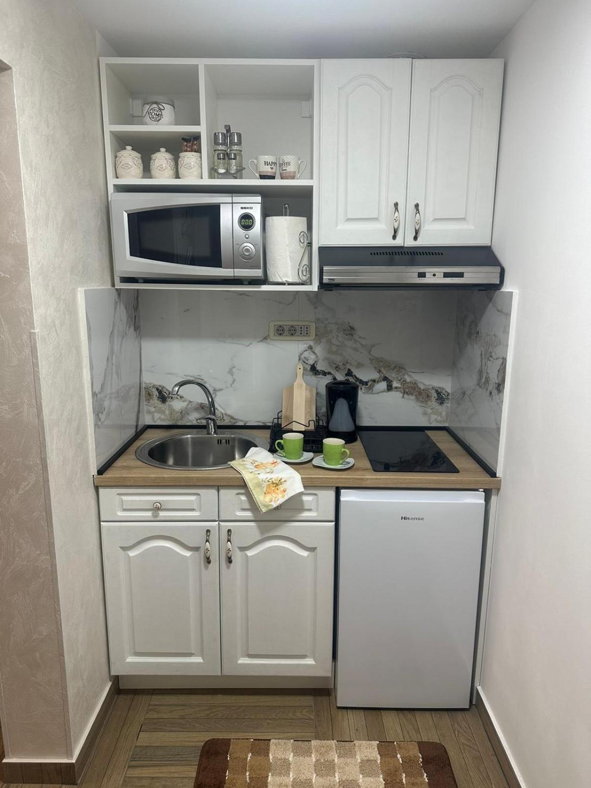 Apartmani Emily & Jully Nikšić Eksteriør bilde